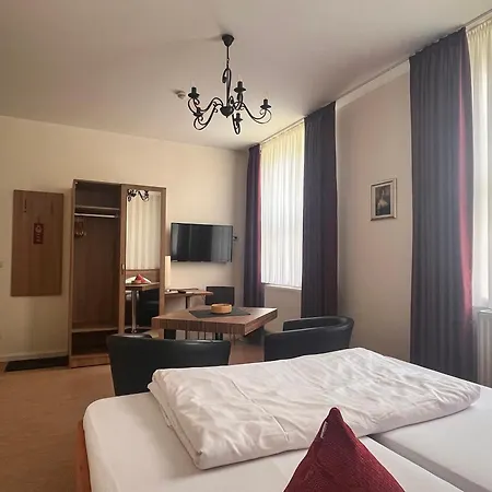Apartmenthaus Gutenberg 78 Апарт-отель Потсдам