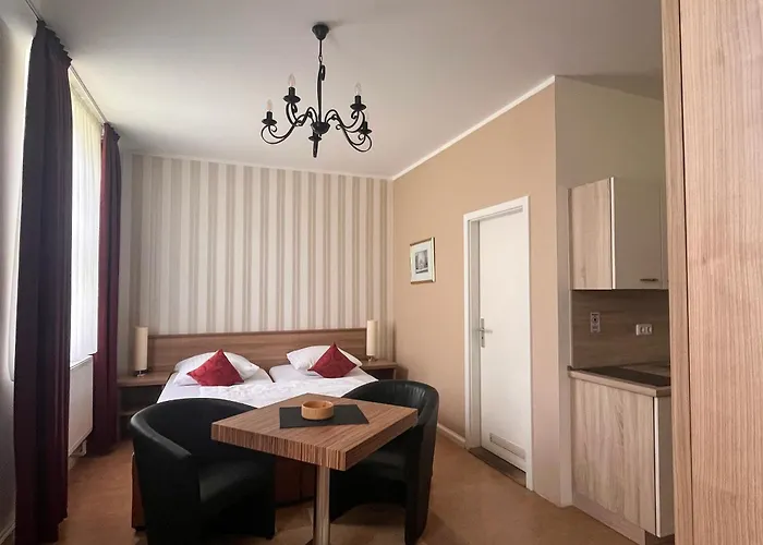 Apartmenthaus Gutenberg 78 Апарт-отель Потсдам